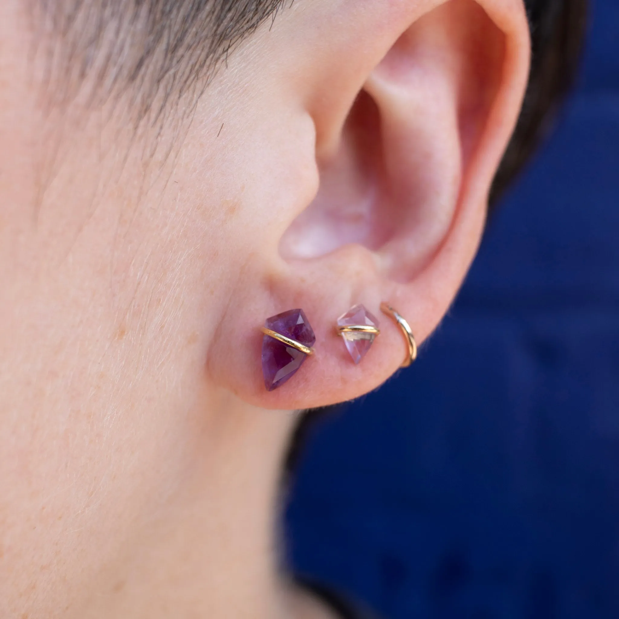 18K Kite Stud Earrings in Amethyst