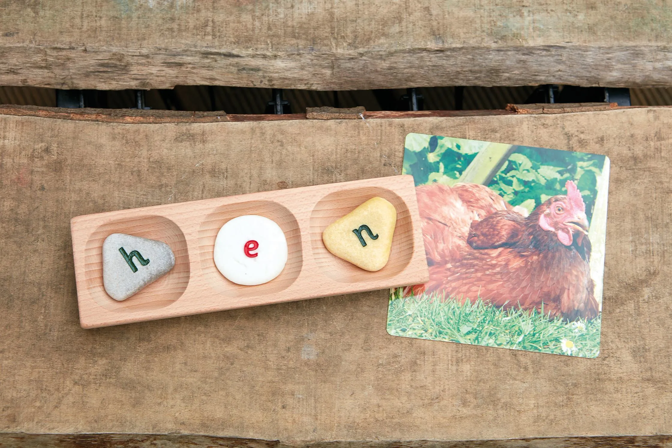 3-Pebble Word-Building Tray