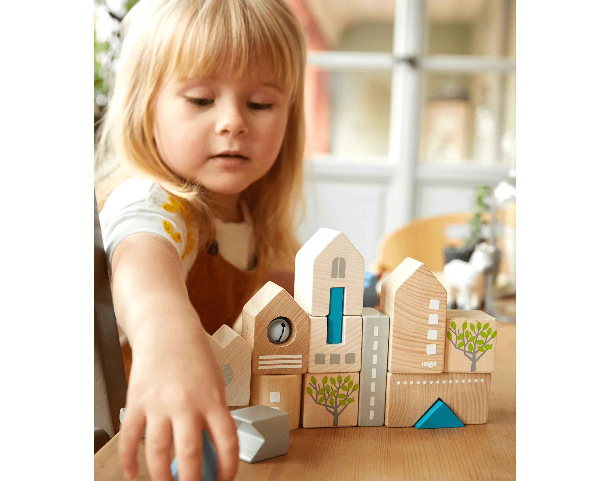 Cityscape Building Block Set - 18 Pieces