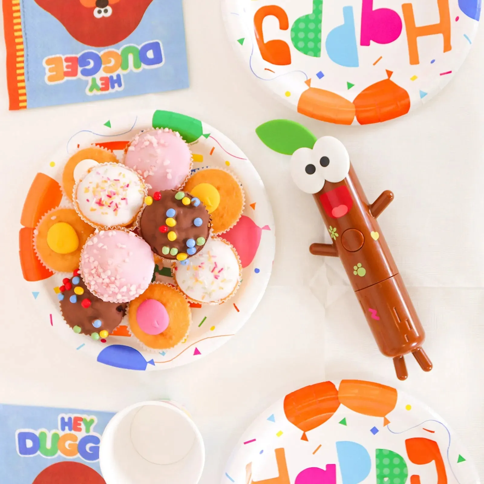 Hey Duggee Press, Play and Party Sticky Stick